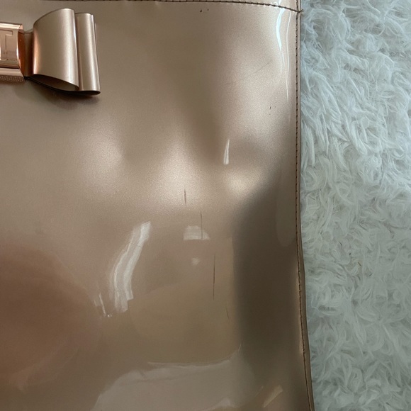 Ted Baker Bow Large Icon Tote Handbag in Rose Gold - Picture 8 of 8